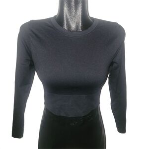 Pink Victoria's Secret Black Long Sleeve Women's Cropped Fitness Top M